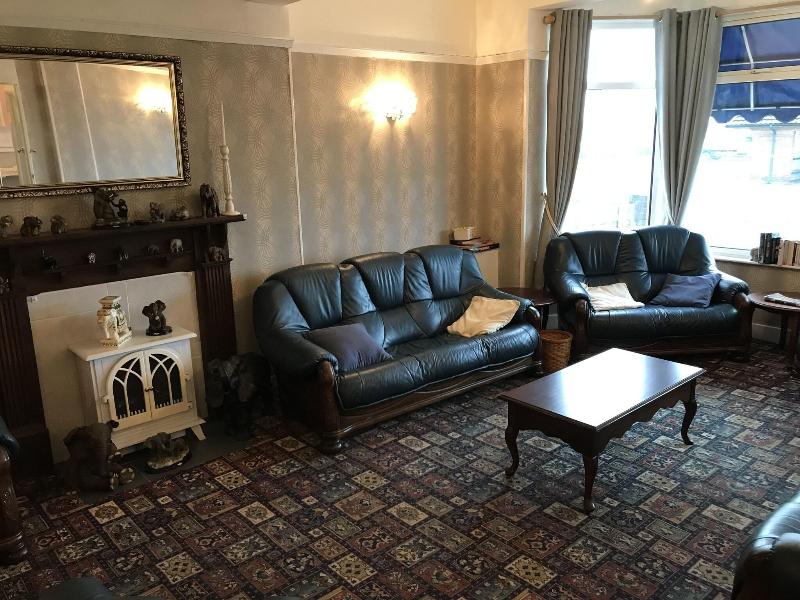 North Parade Seafront Accommodation - Lobi