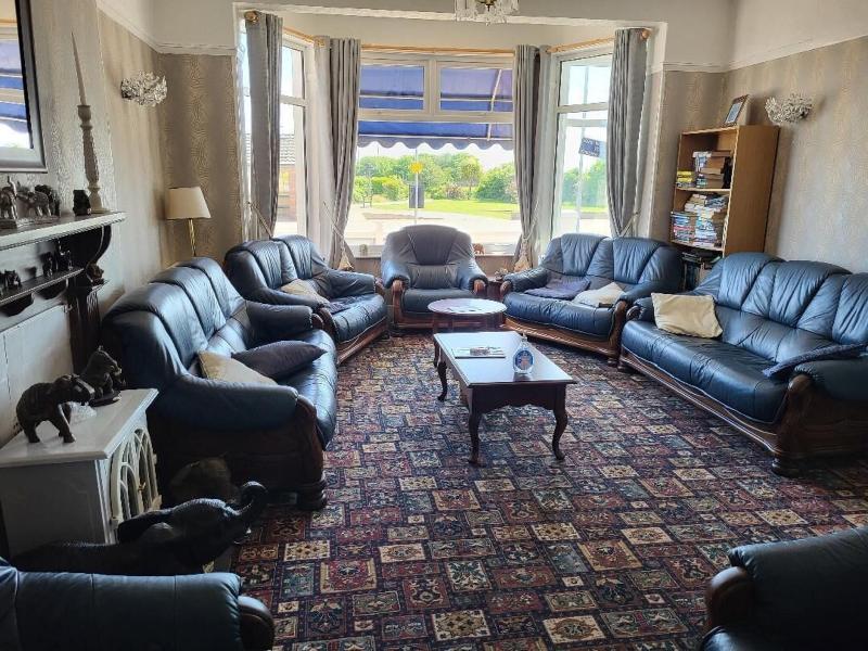 North Parade Seafront Accommodation - Lobi