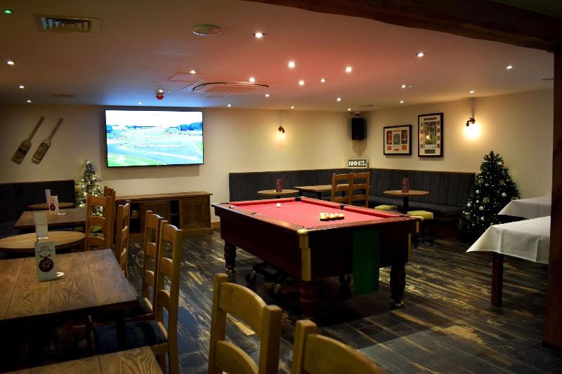 The Horse & Jockey Wessington - Bar