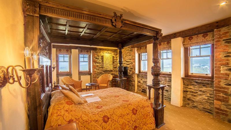 Camelot Castle Hotel - Oda