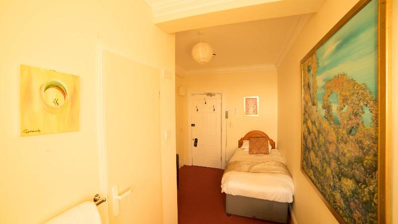Camelot Castle Hotel - Oda