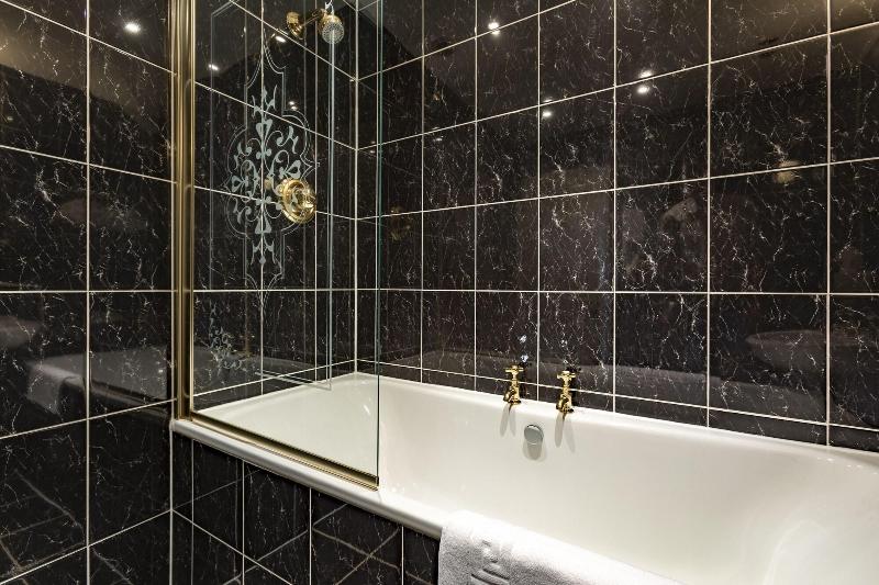 Camelot Castle Hotel - Oda