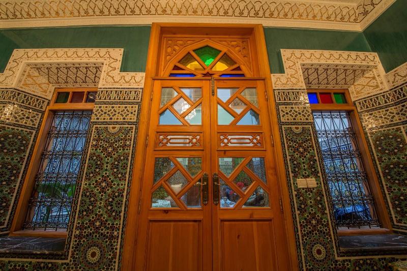 Riad Scalia - Toplantı