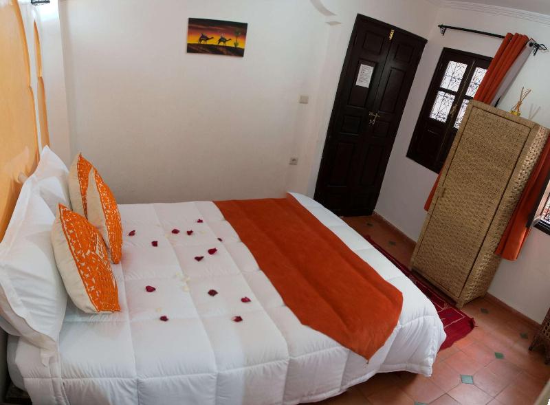 Dar Asdika - Oda