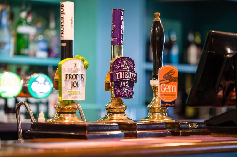 County Arms - Bar