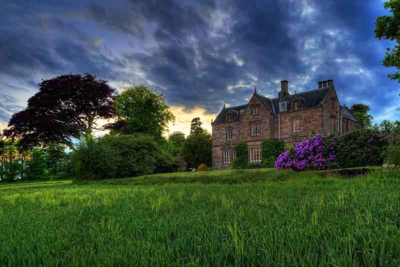 Chirnside Hall Hotel - Genel
