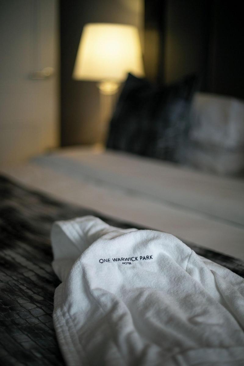 One Warwick Park Hotel - Oda