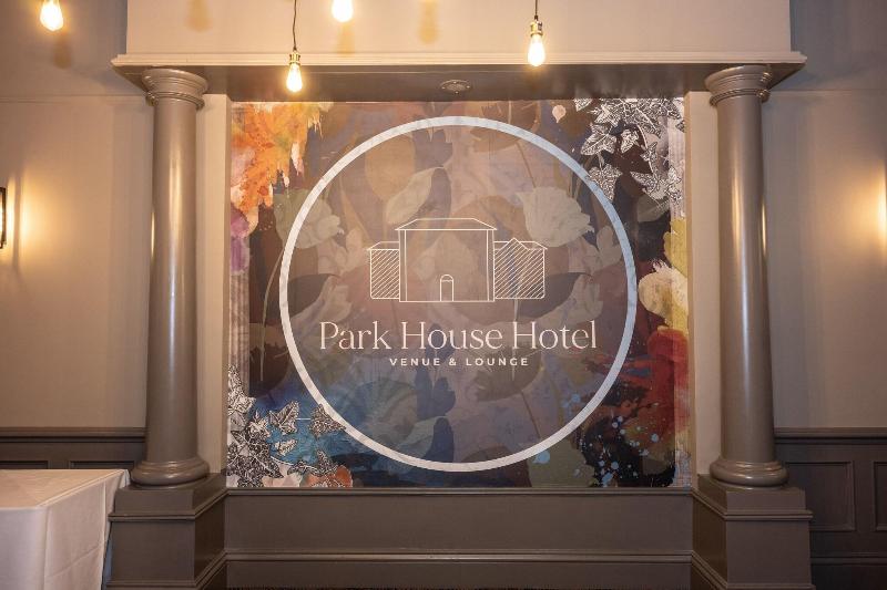 Park House Hotel - Lobi