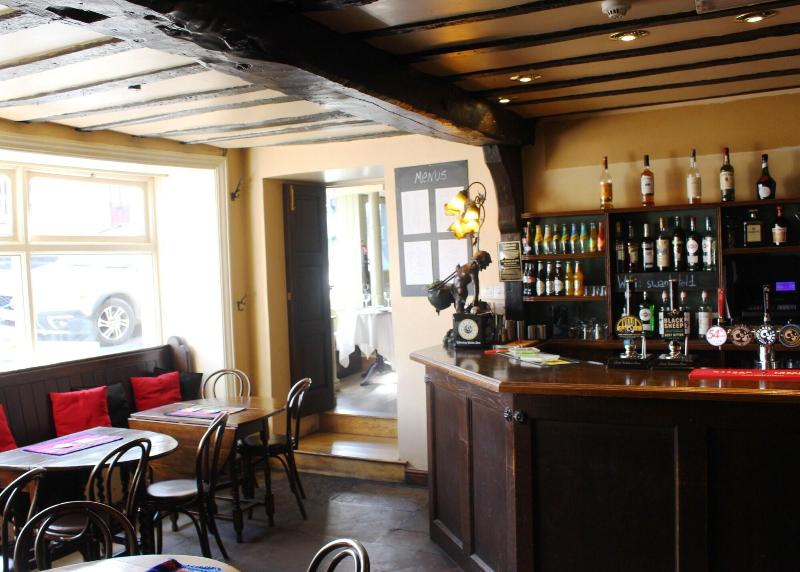 The Wensleydale Hotel - Bar