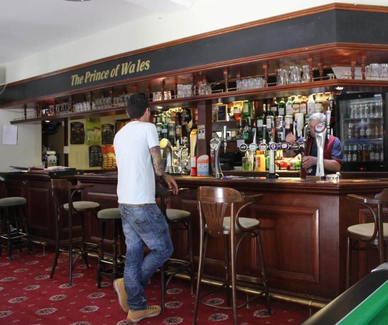 Prince Of Wales - Bar