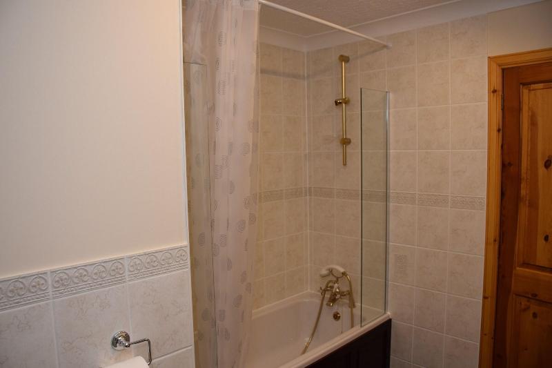 Lochview Guesthouse - Oda