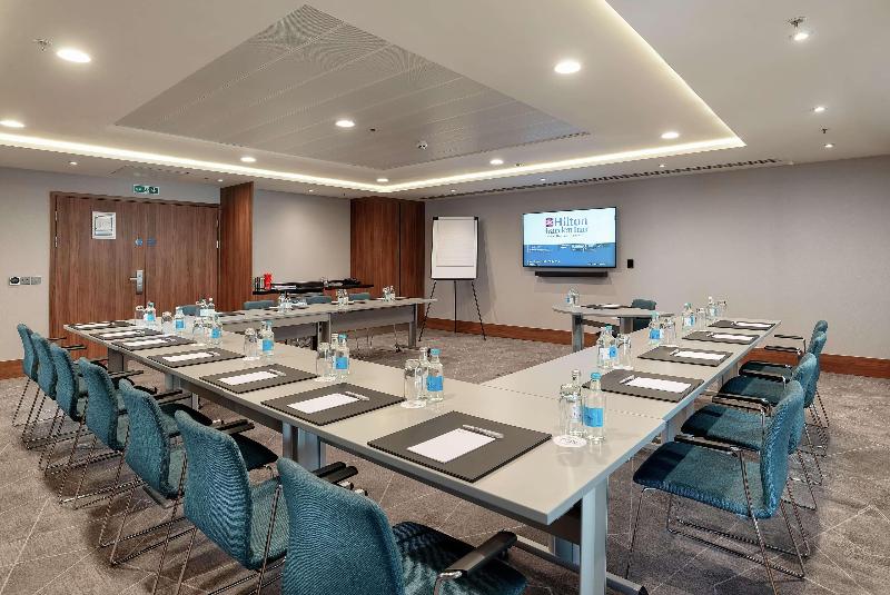 Hilton Garden Inn London Heathrow Terminal 2 And 3 - Toplantı