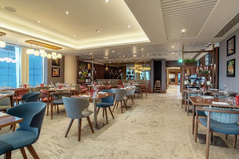 Hilton Garden Inn London Heathrow Terminal 2 And 3 - Restoran