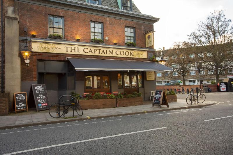 The Captain Cook Hotel - Genel