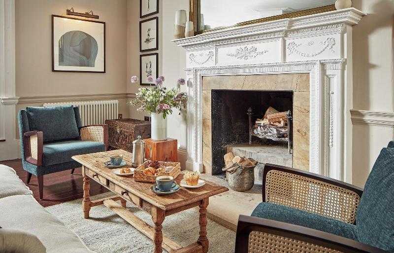 Moonfleet Manor - Lobi