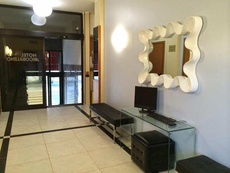 Hotel Arcobaleno - Lobi