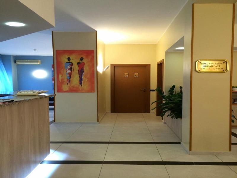Hotel Arcobaleno - Lobi