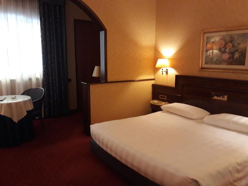 Hotel Motel Luna - Oda