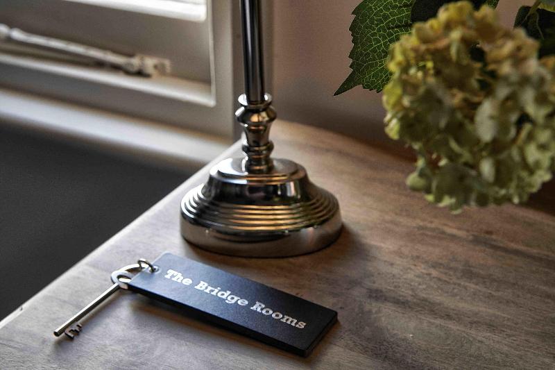 The Bridge Rooms - Lobi