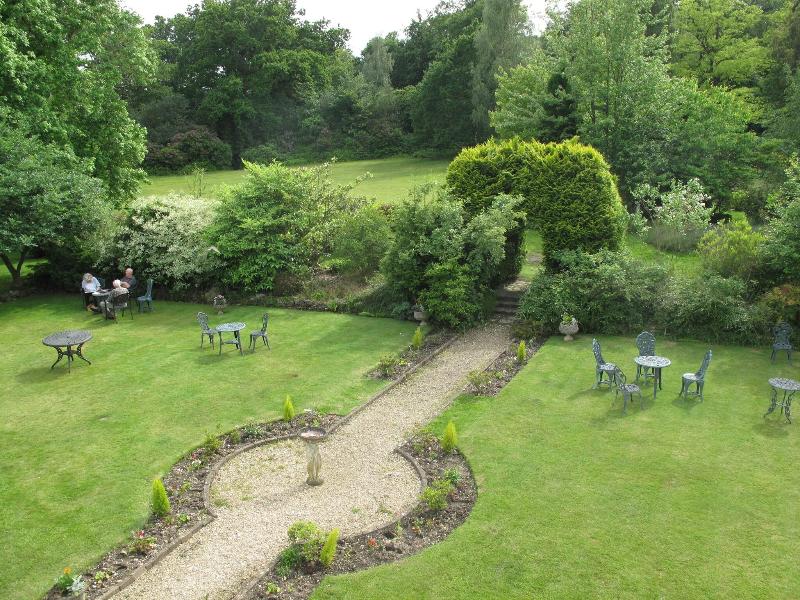 Woodlands Lodge Hotel - Genel