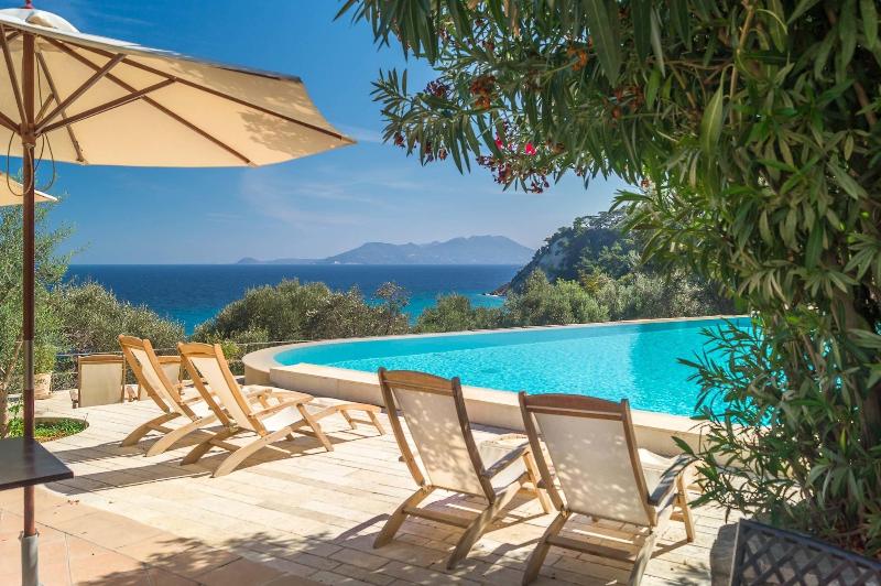 Armonia Bay Hotel - Genel