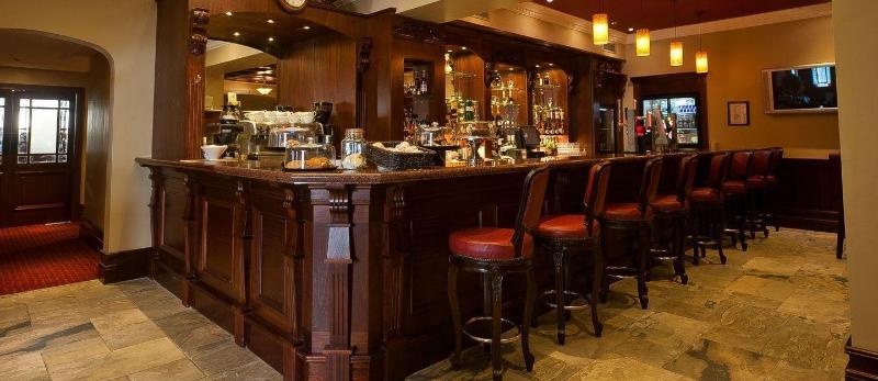 Adair Arms Hotel - Bar