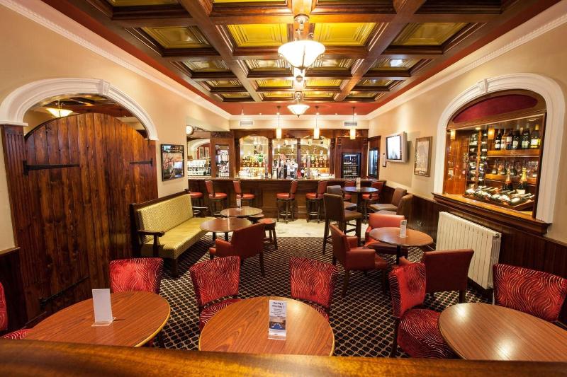 Adair Arms Hotel - Bar