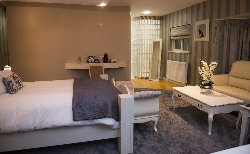 Kilmorey Arms Hotel - Oda