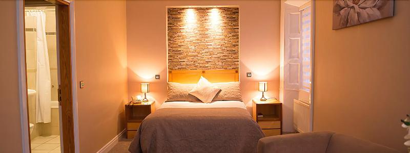 Kilmorey Arms Hotel - Oda