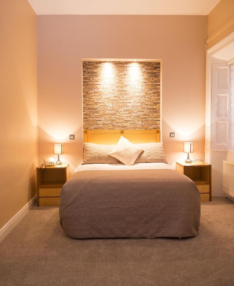 Kilmorey Arms Hotel - Oda