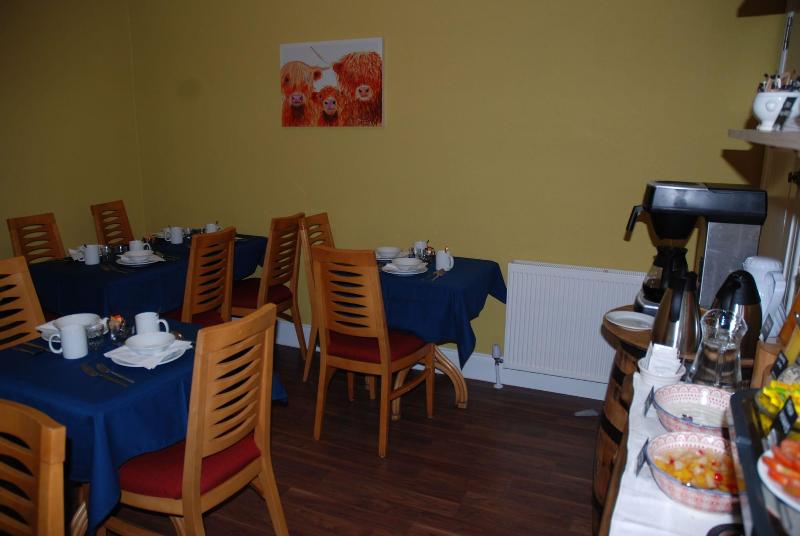 The Coo's Guest House - Restoran