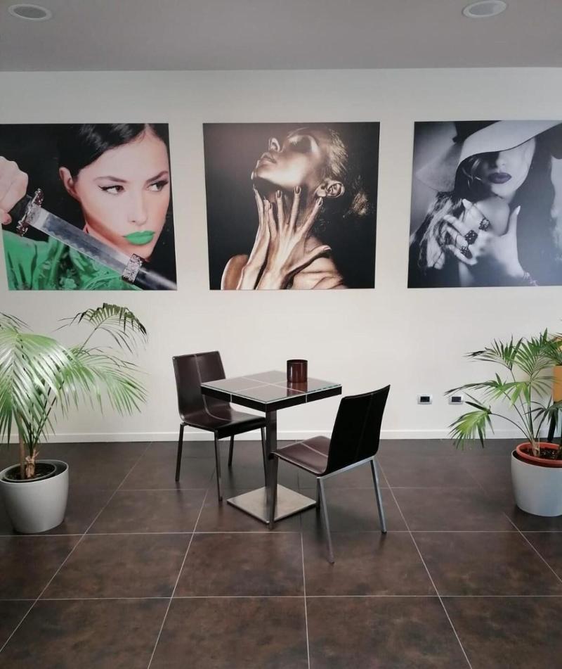 Hotel Camelia - Lobi