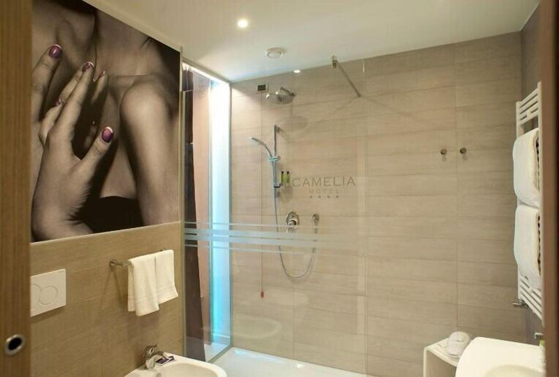 Hotel Camelia - Oda