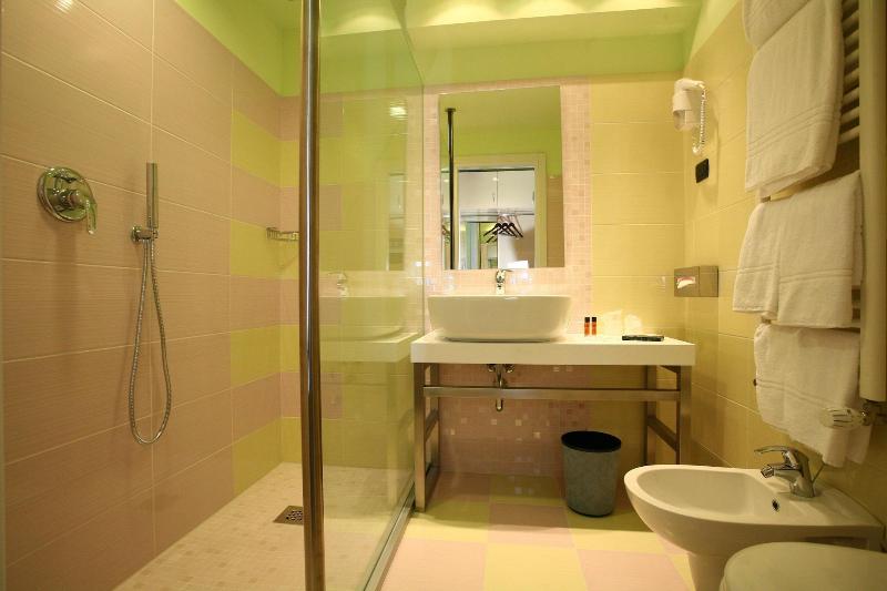 Hotel Mediterraneo - Oda