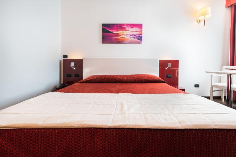 Hotel Mediterraneo - Oda