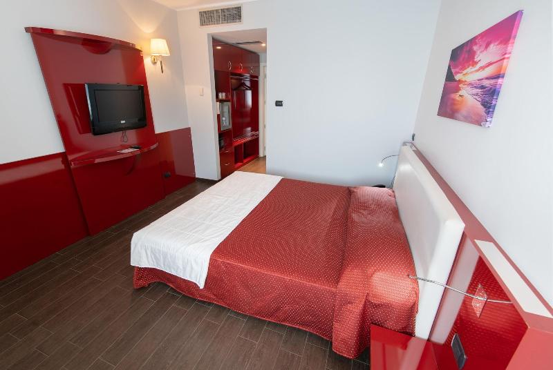 Hotel Mediterraneo - Oda