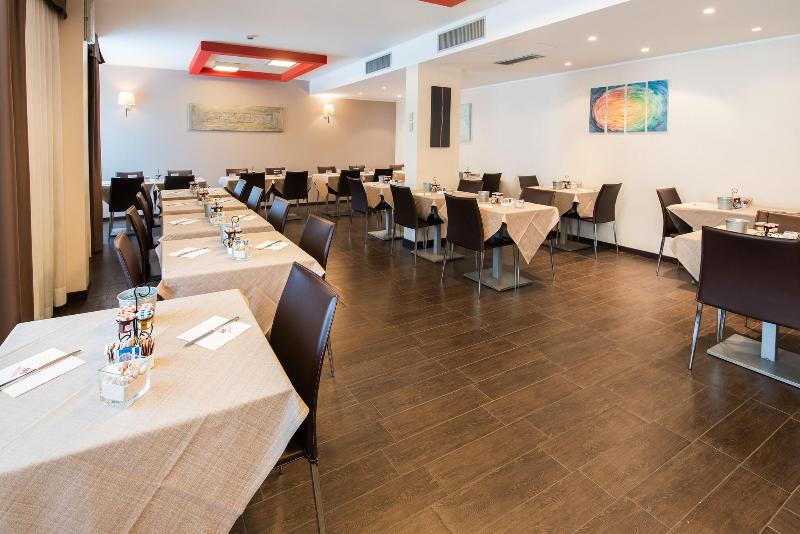 Hotel Mediterraneo - Restoran