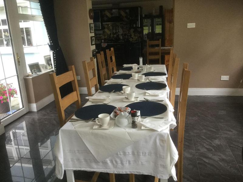 Five Oaks Bed & Breakfast - Restoran