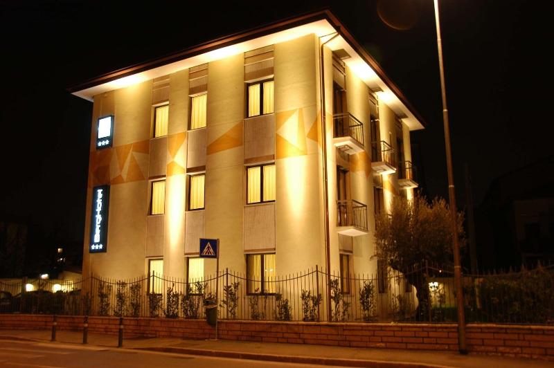 Berghotel - Genel