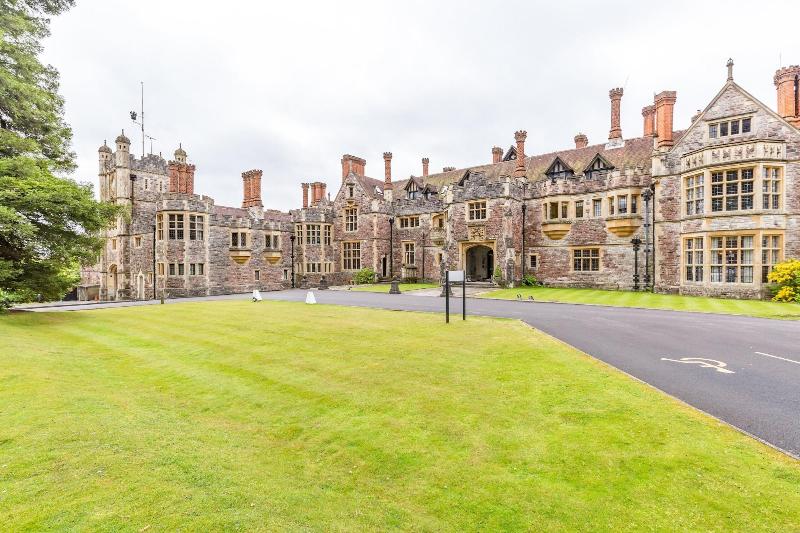 Rhinefield House Hotel - Genel
