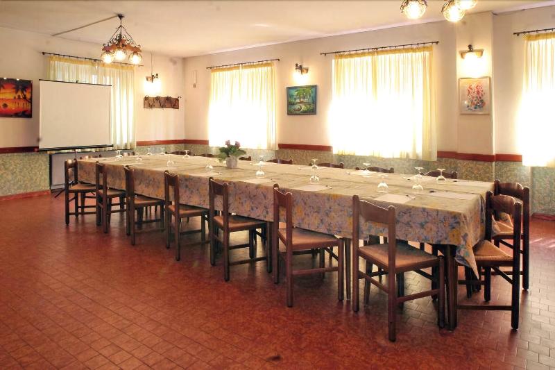 Albergo Il Castellino - Toplantı