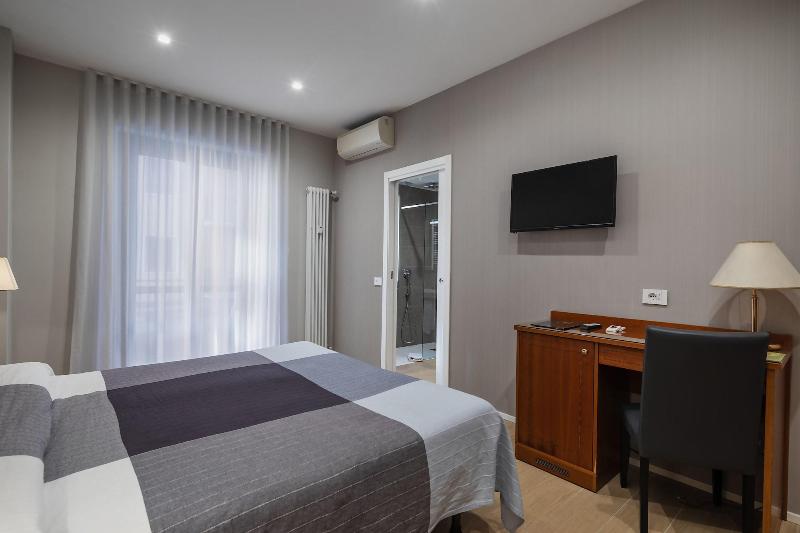 Hotel Excelsior - Oda