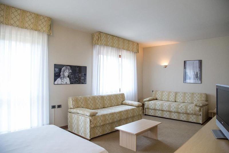 Brianteo Hotel And Restaurant - Oda