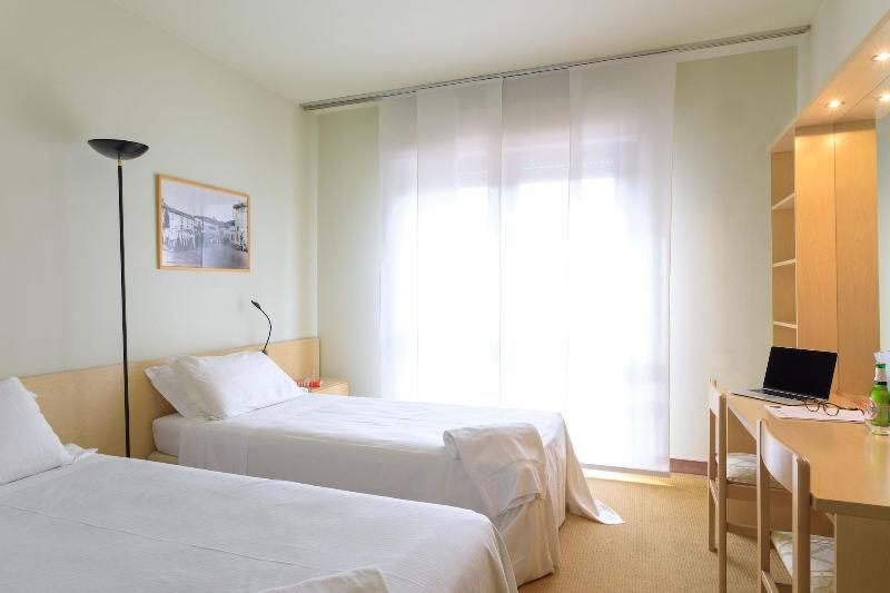Brianteo Hotel And Restaurant - Oda