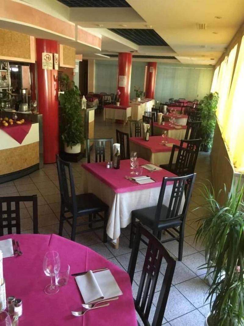 Hotel Garden - Restoran