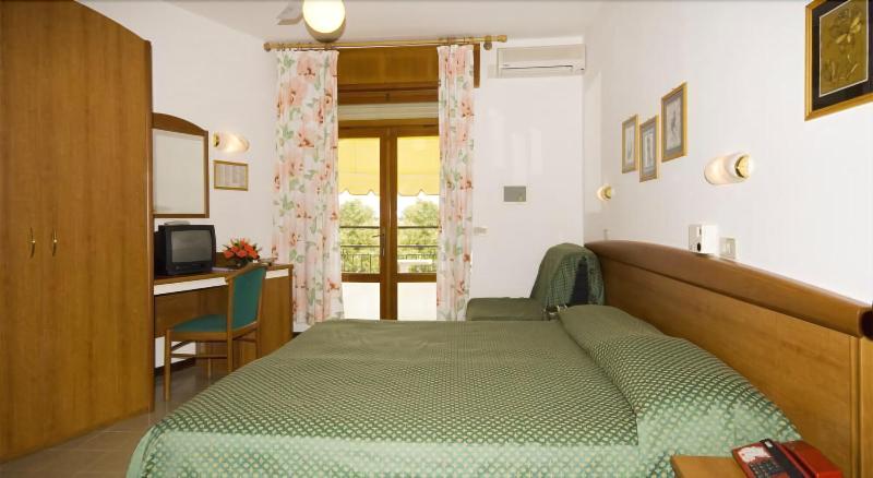 Hotel Berna - Oda