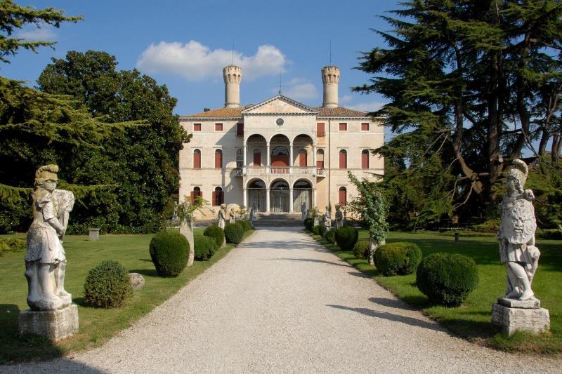 Castello Di Roncade - Genel