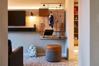 Moxy Chester fotoÄŸrafÄ±