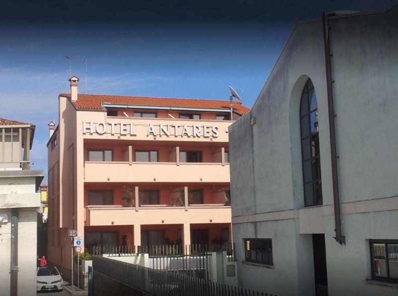 Hotel Antares - Genel