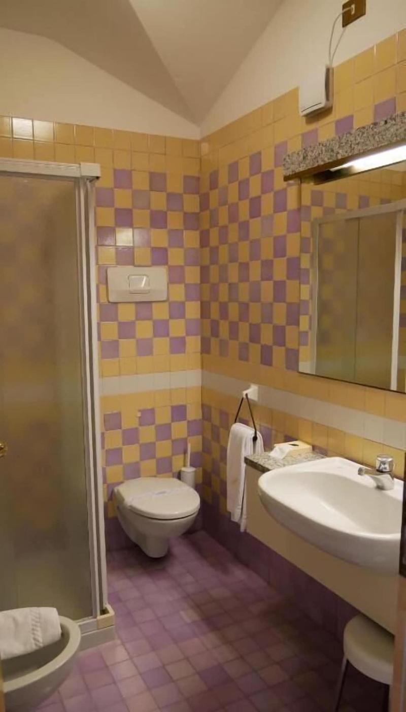 Hotel Antares - Oda